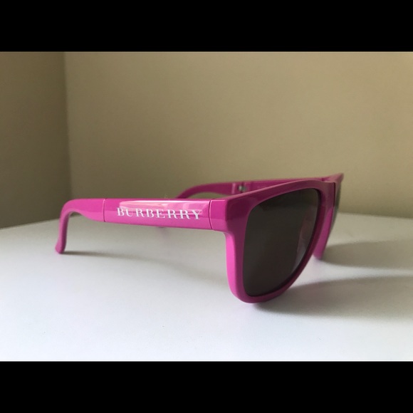 burberry folding sunglasses